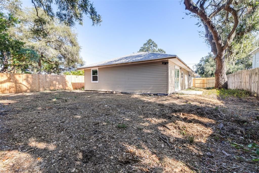 For Sale: $495,000 (3 beds, 2 baths, 1640 Square Feet)