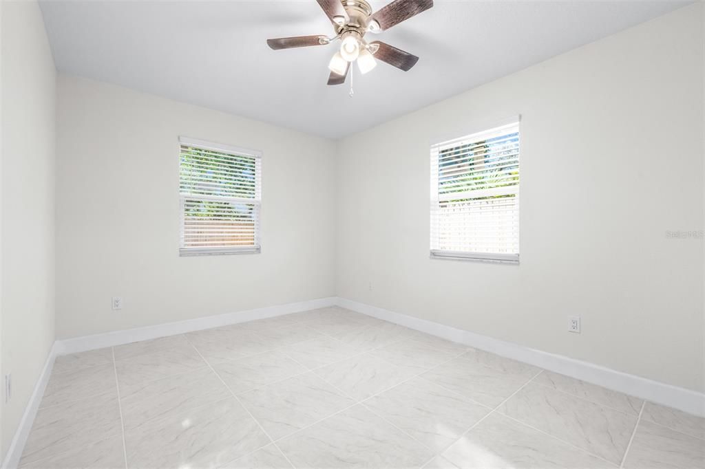 For Sale: $495,000 (3 beds, 2 baths, 1640 Square Feet)