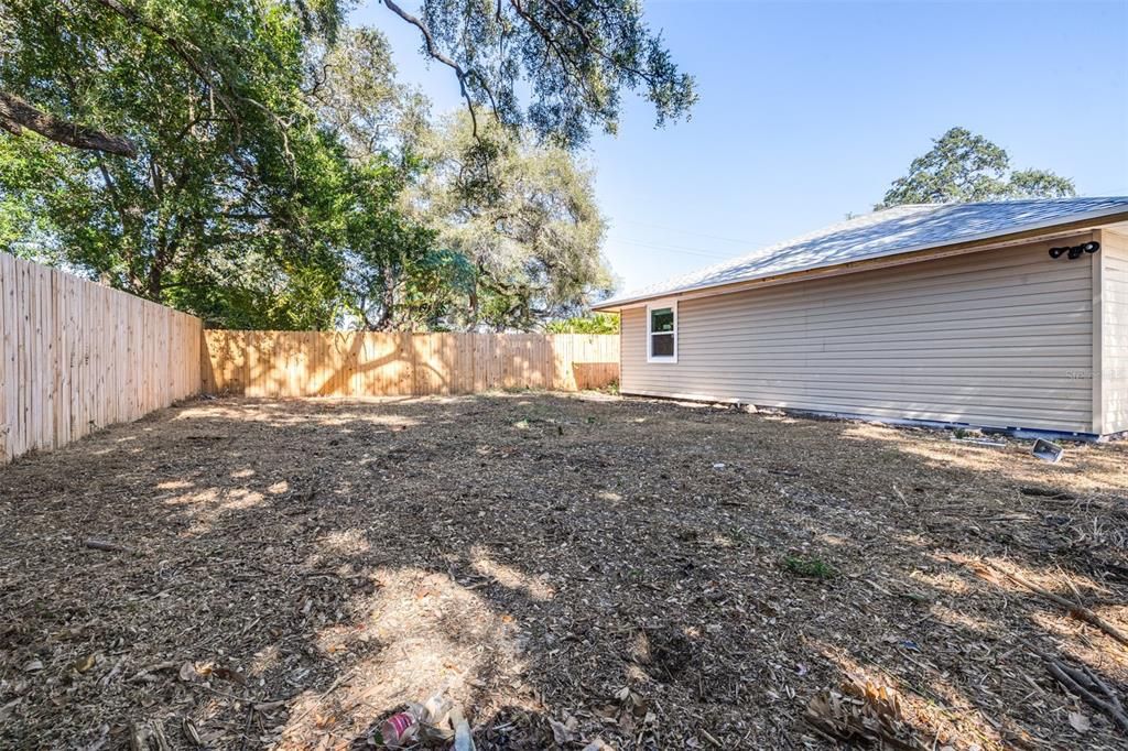 For Sale: $495,000 (3 beds, 2 baths, 1640 Square Feet)