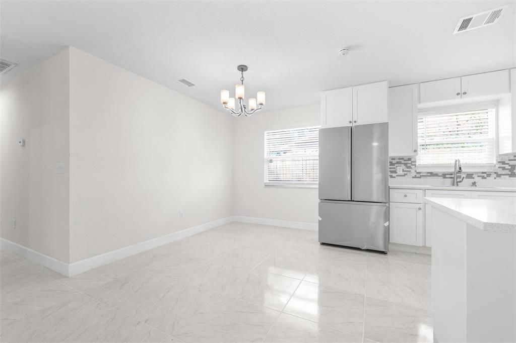 For Sale: $495,000 (3 beds, 2 baths, 1640 Square Feet)