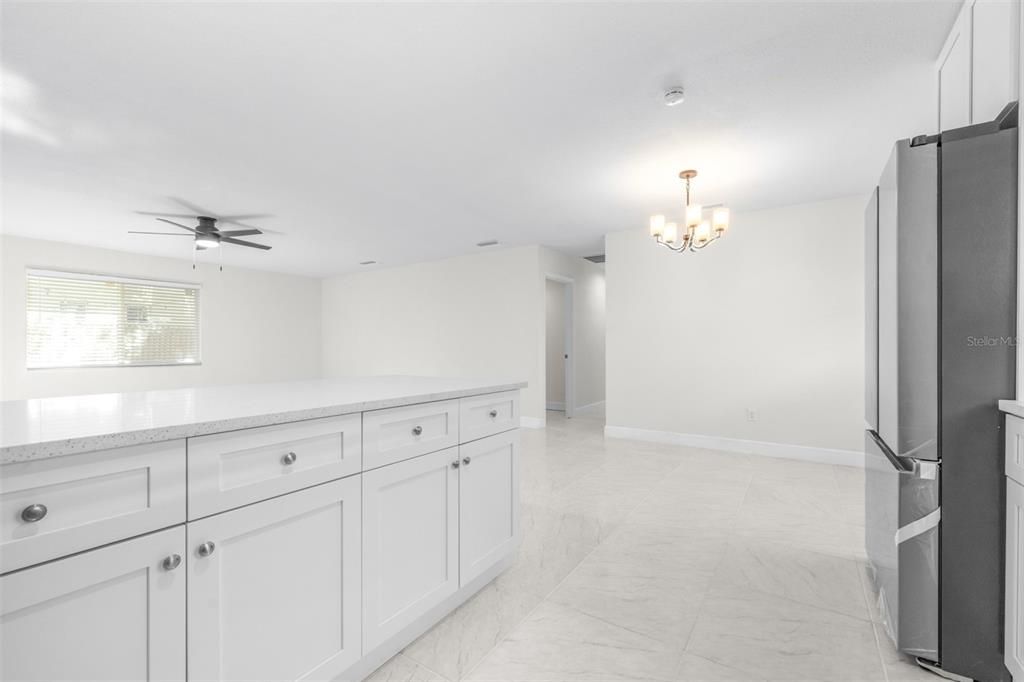 For Sale: $495,000 (3 beds, 2 baths, 1640 Square Feet)