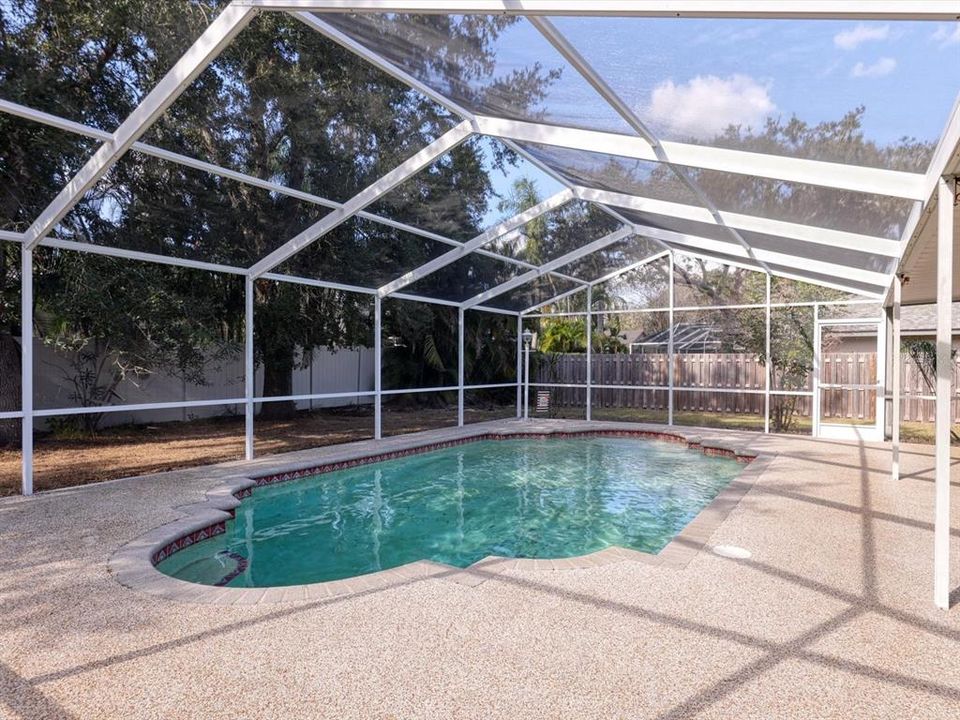 На продажу: $375,000 (3 спален, 2 ванн, 1811 Квадратных фут)