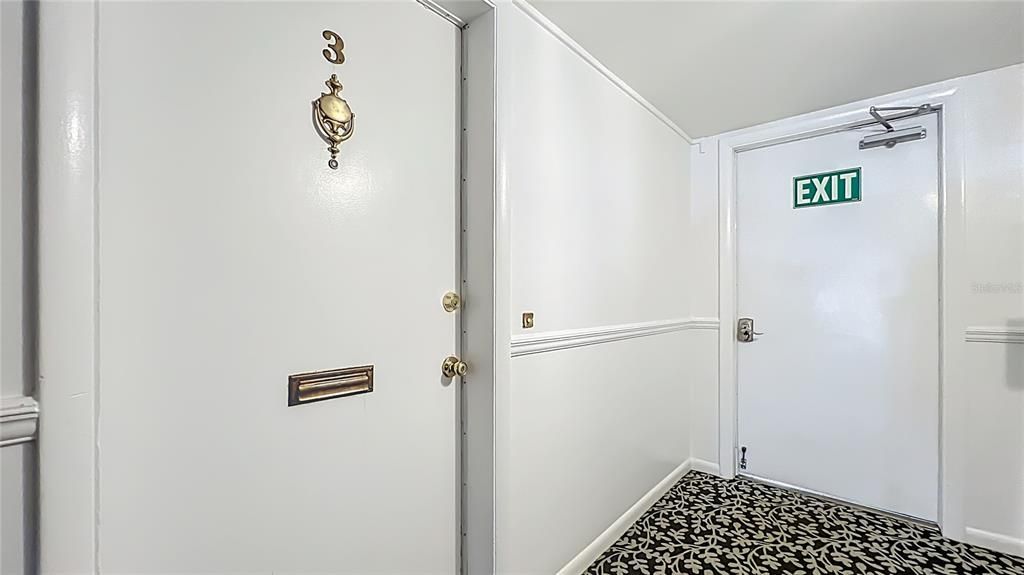 待售: $329,000 (1 贝兹, 1 浴室, 570 平方英尺)