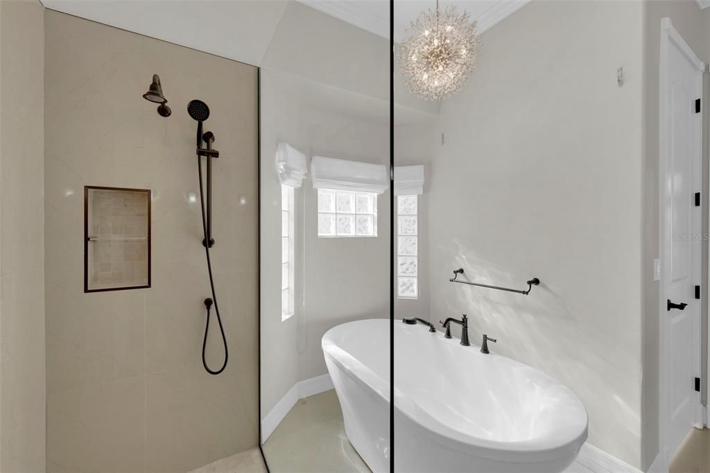 待售: $879,999 (4 贝兹, 3 浴室, 3235 平方英尺)