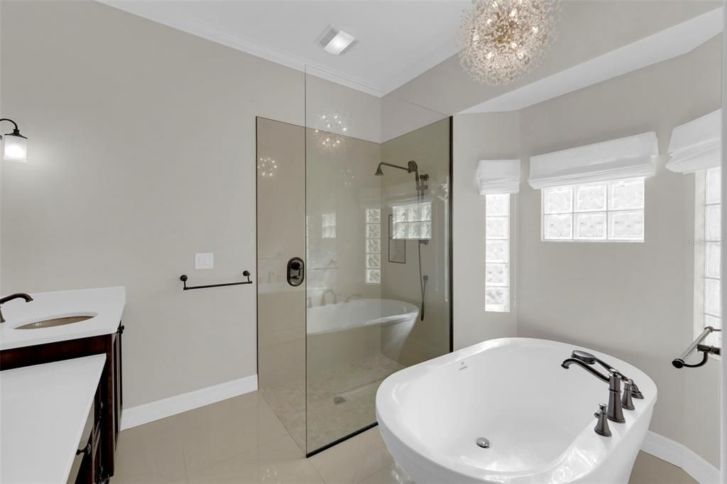 待售: $879,999 (4 贝兹, 3 浴室, 3235 平方英尺)