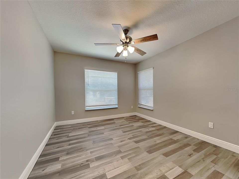 В аренду: $2,379 (3 спален, 2 ванн, 1200 Квадратных фут)