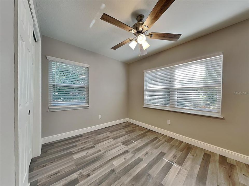 В аренду: $2,379 (3 спален, 2 ванн, 1200 Квадратных фут)