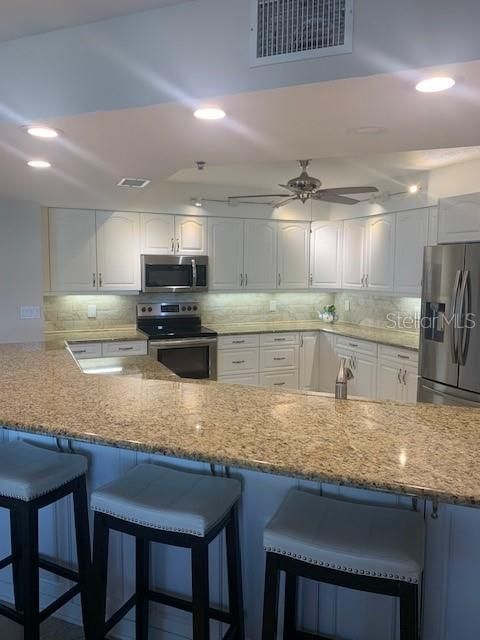 На продажу: $724,900 (4 спален, 3 ванн, 2873 Квадратных фут)