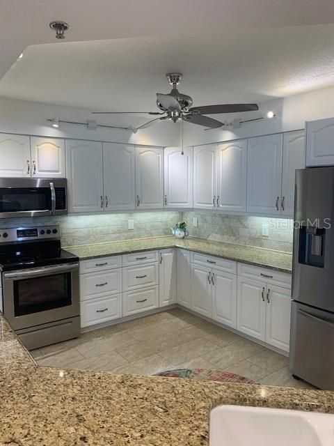 На продажу: $724,900 (4 спален, 3 ванн, 2873 Квадратных фут)