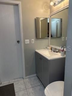 待售: $200,000 (2 贝兹, 1 浴室, 992 平方英尺)