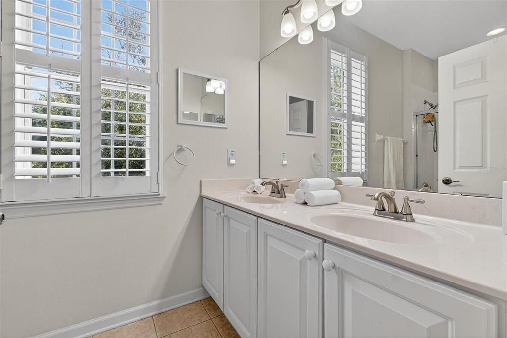 На продажу: $749,000 (3 спален, 2 ванн, 2388 Квадратных фут)