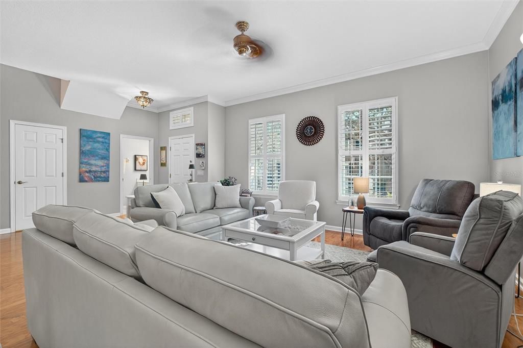 На продажу: $749,000 (3 спален, 2 ванн, 2388 Квадратных фут)