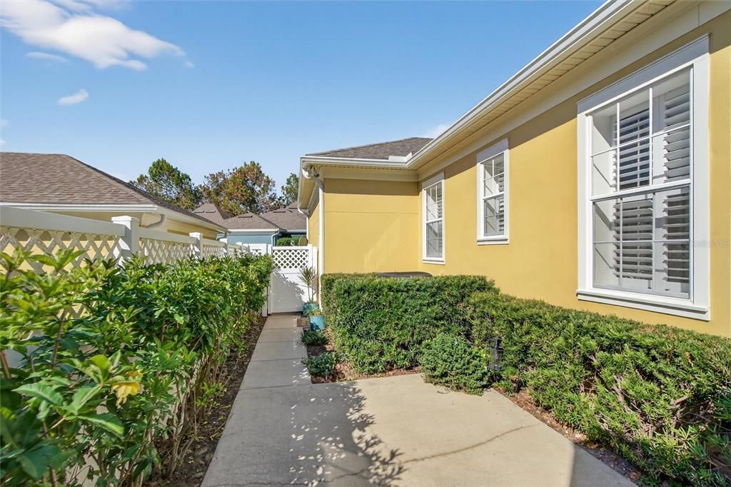 На продажу: $749,000 (3 спален, 2 ванн, 2388 Квадратных фут)