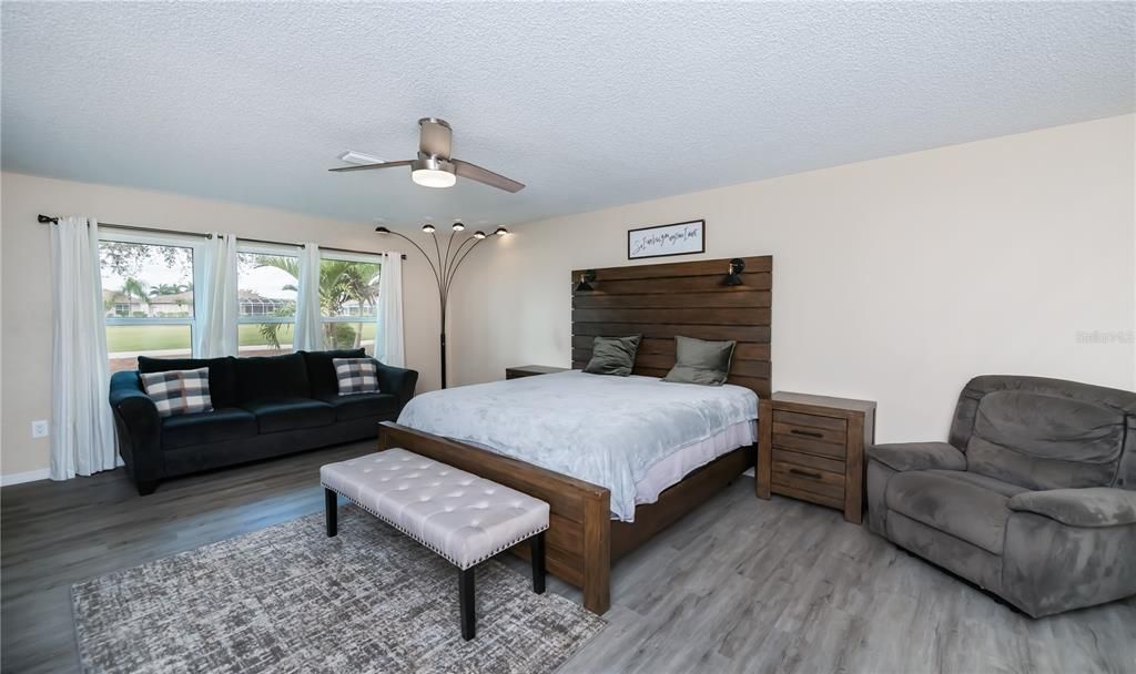 For Sale: $280,000 (3 beds, 2 baths, 2104 Square Feet)