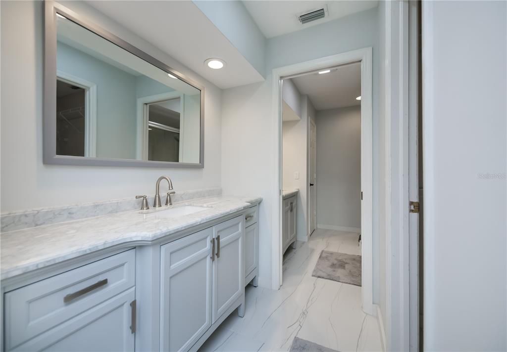 For Sale: $280,000 (3 beds, 2 baths, 2104 Square Feet)