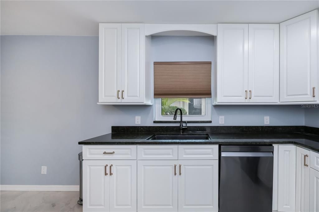 For Sale: $280,000 (3 beds, 2 baths, 2104 Square Feet)