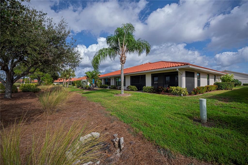 For Sale: $280,000 (3 beds, 2 baths, 2104 Square Feet)