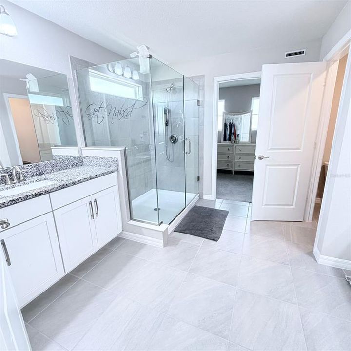 En Renta: $4,000 (5 camas, 3 baños, 3077 Pies cuadrados)