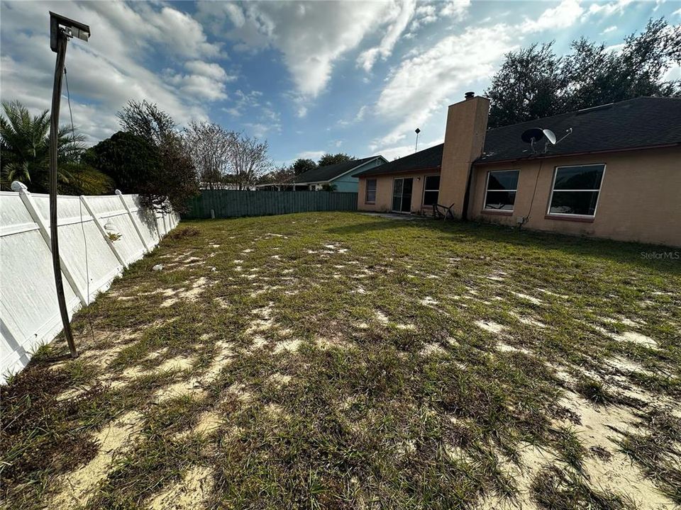 出租: $2,200 (3 贝兹, 2 浴室, 1791 平方英尺)