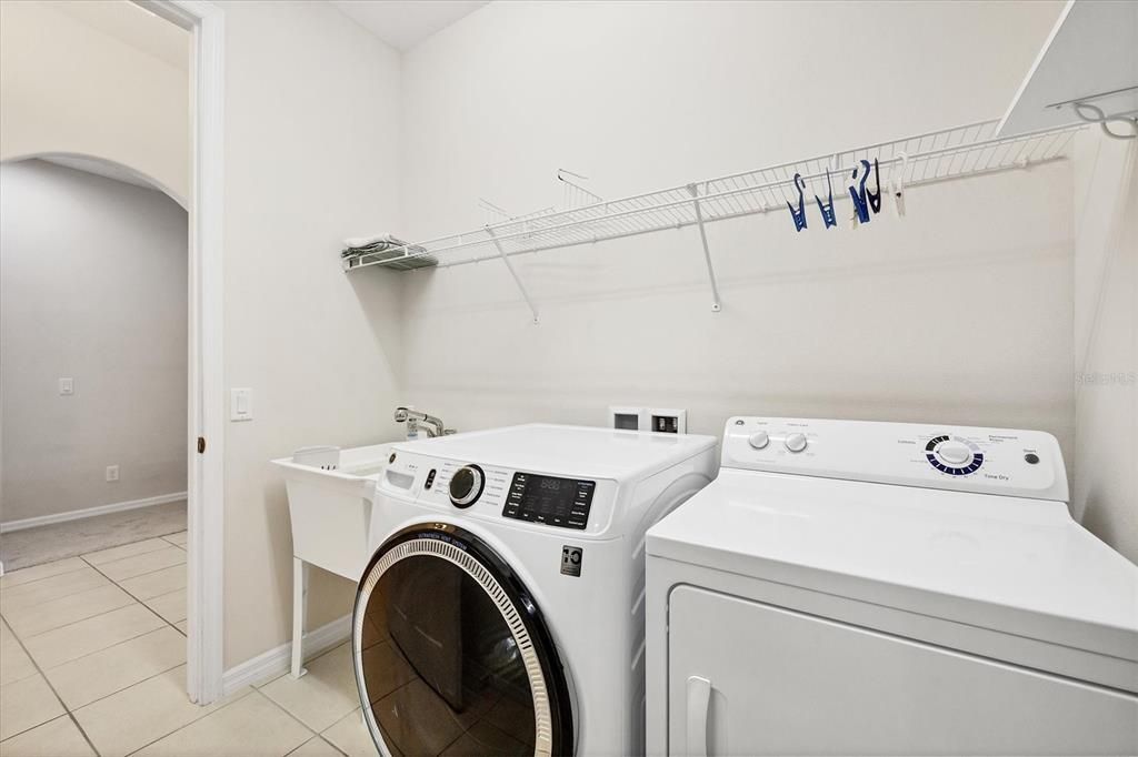 待售: $449,900 (3 贝兹, 2 浴室, 1672 平方英尺)