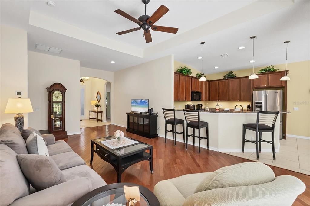 待售: $449,900 (3 贝兹, 2 浴室, 1672 平方英尺)