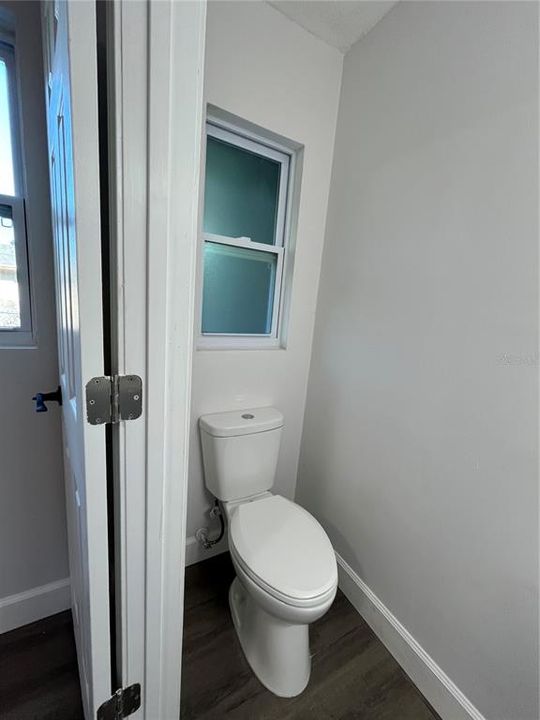 На продажу: $269,000 (3 спален, 1 ванн, 1114 Квадратных фут)