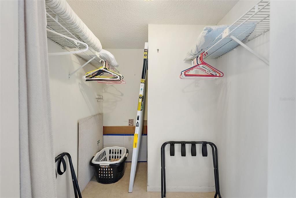 На продажу: $449,000 (2 спален, 2 ванн, 890 Квадратных фут)