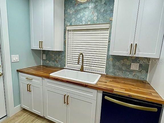 For Sale: $464,900 (2 beds, 2 baths, 940 Square Feet)