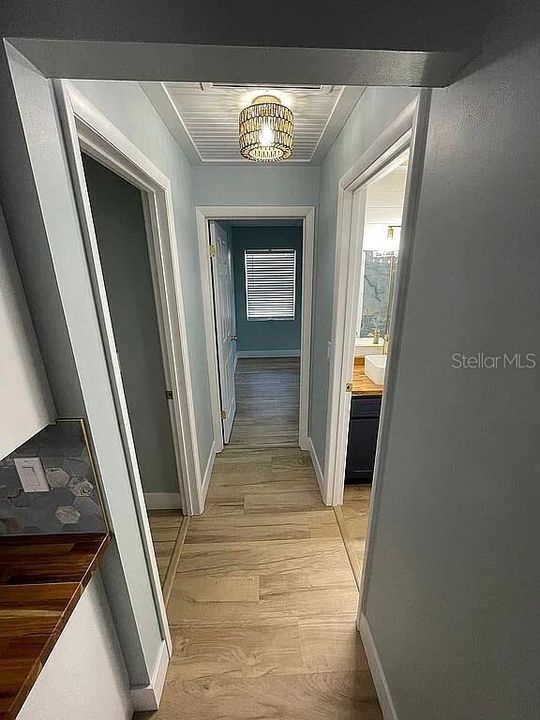 For Sale: $464,900 (2 beds, 2 baths, 940 Square Feet)