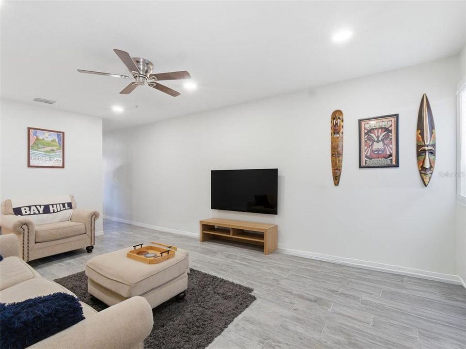 For Sale: $699,000 (4 beds, 0 baths, 1698 Square Feet)