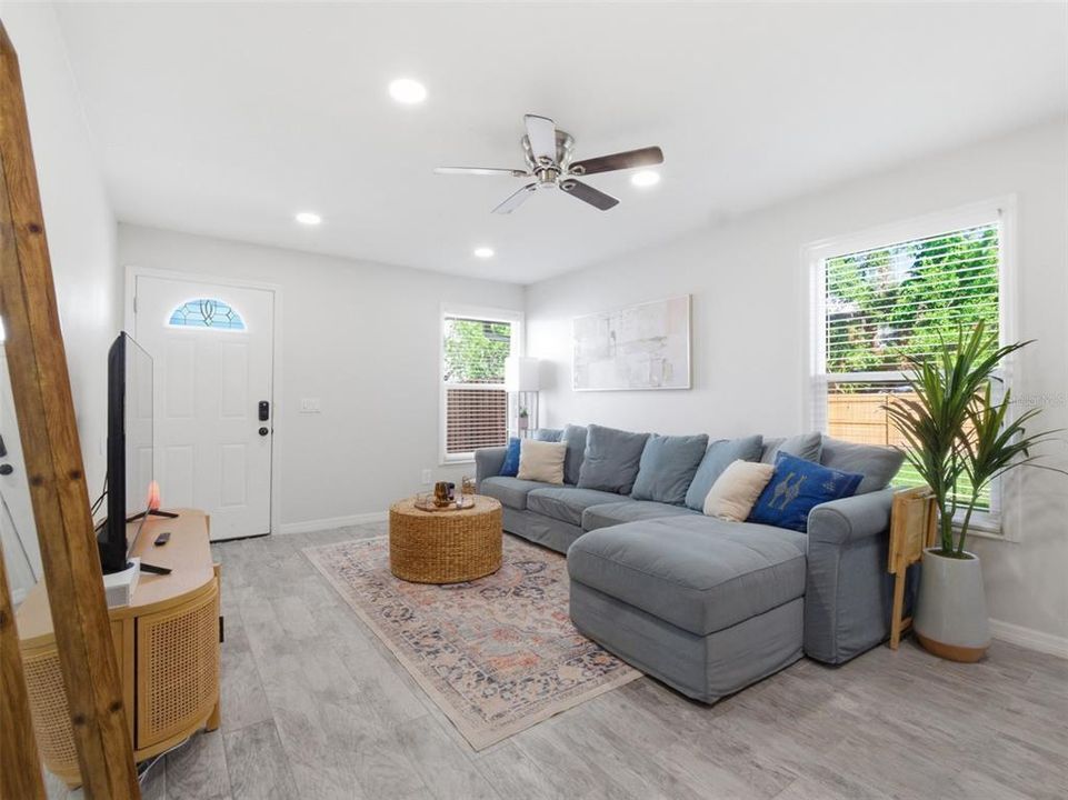 For Sale: $699,000 (4 beds, 0 baths, 1698 Square Feet)