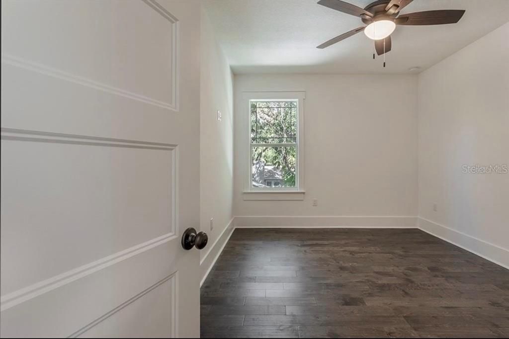 En Renta: $4,800 (4 camas, 3 baños, 2392 Pies cuadrados)