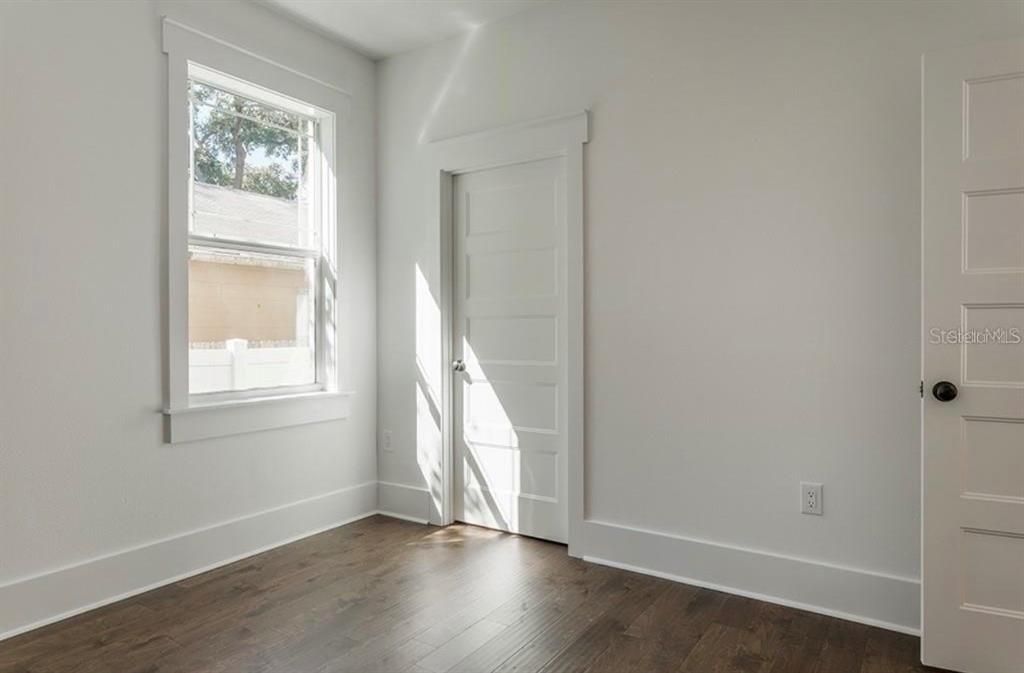 En Renta: $4,800 (4 camas, 3 baños, 2392 Pies cuadrados)