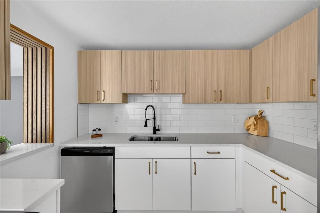 待售: $359,900 (3 贝兹, 2 浴室, 1436 平方英尺)