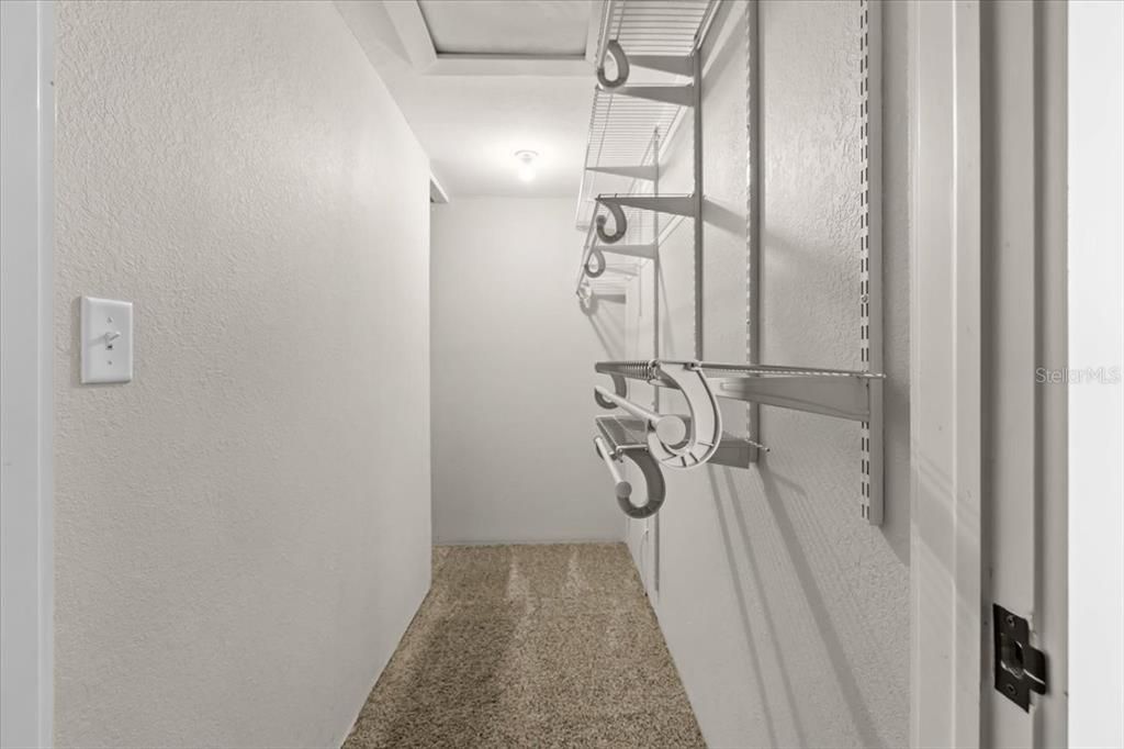 На продажу: $535,000 (4 спален, 2 ванн, 1868 Квадратных фут)