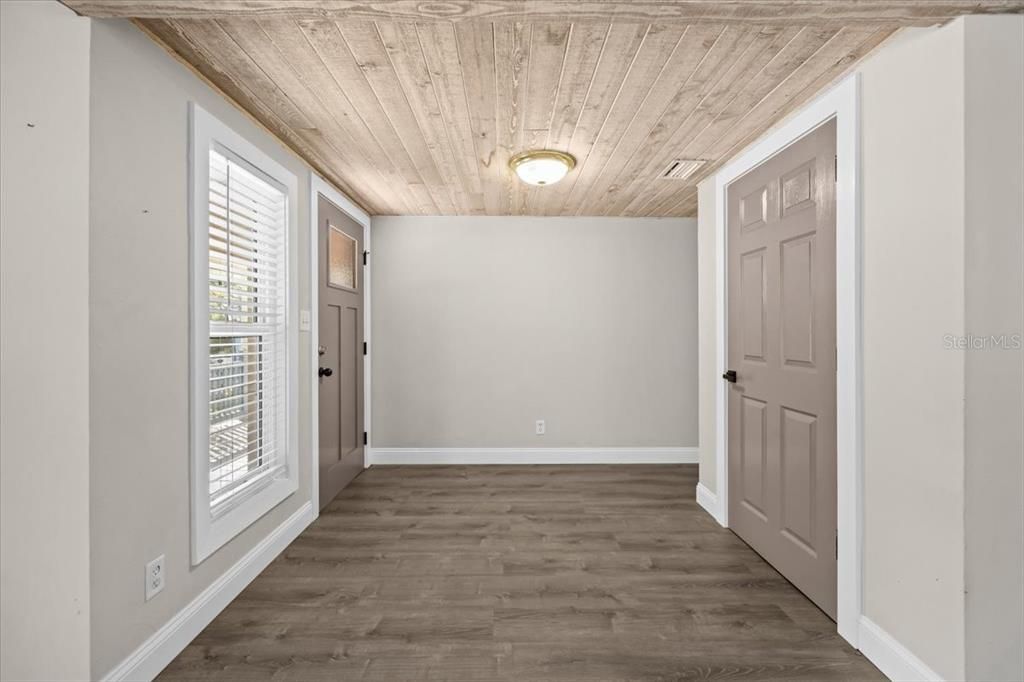 На продажу: $535,000 (4 спален, 2 ванн, 1868 Квадратных фут)