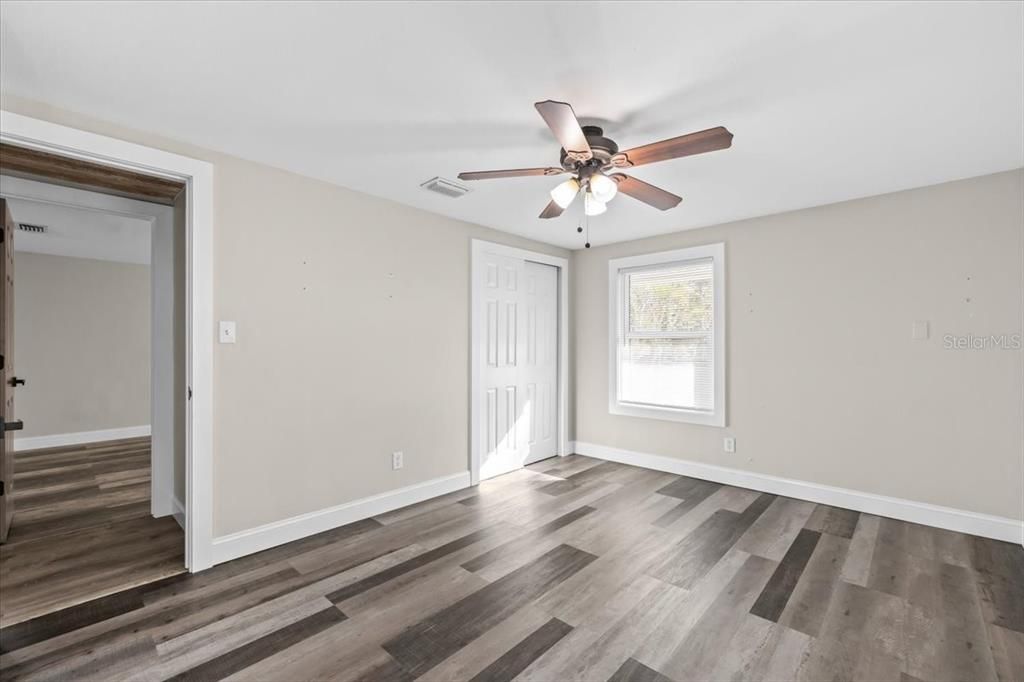 На продажу: $535,000 (4 спален, 2 ванн, 1868 Квадратных фут)