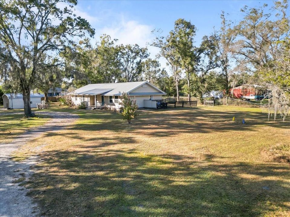 На продажу: $535,000 (4 спален, 2 ванн, 1868 Квадратных фут)