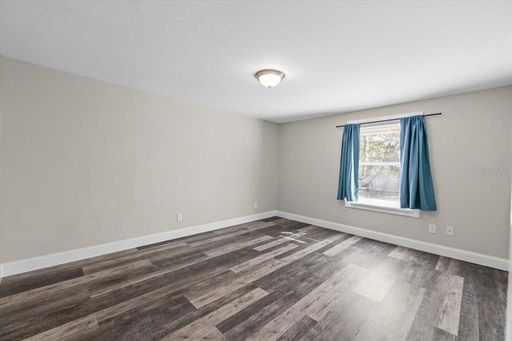 На продажу: $535,000 (4 спален, 2 ванн, 1868 Квадратных фут)