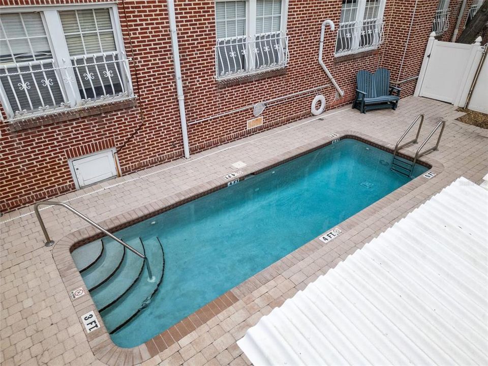 На продажу: $549,000 (2 спален, 2 ванн, 1055 Квадратных фут)