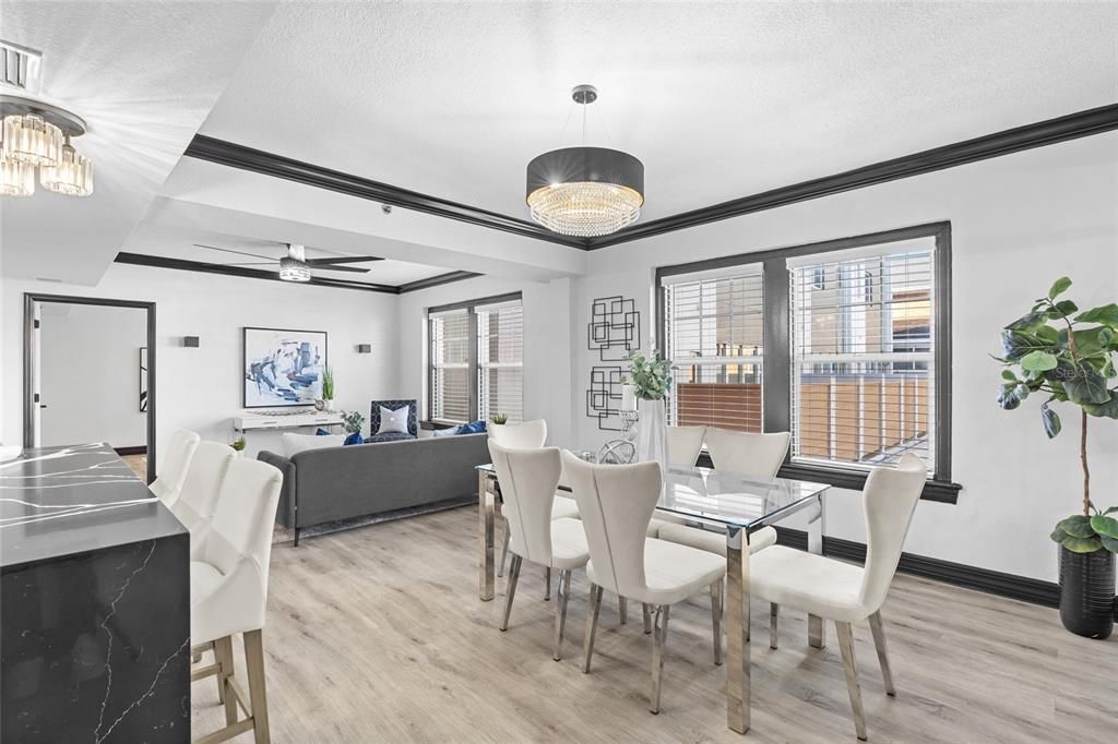 На продажу: $549,000 (2 спален, 2 ванн, 1055 Квадратных фут)