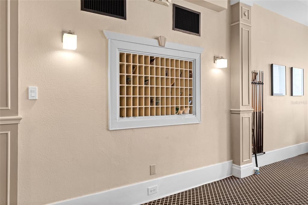 На продажу: $549,000 (2 спален, 2 ванн, 1055 Квадратных фут)