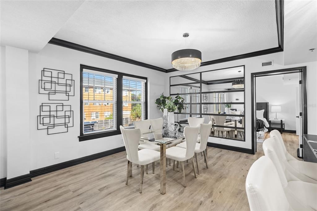 На продажу: $549,000 (2 спален, 2 ванн, 1055 Квадратных фут)