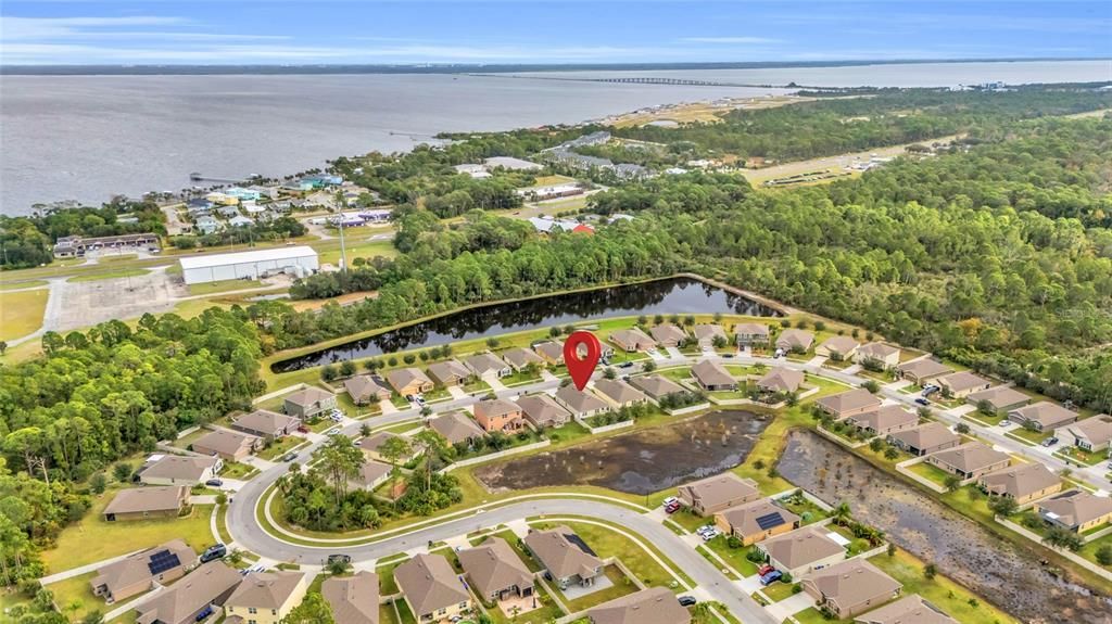 待售: $385,000 (4 贝兹, 2 浴室, 1828 平方英尺)