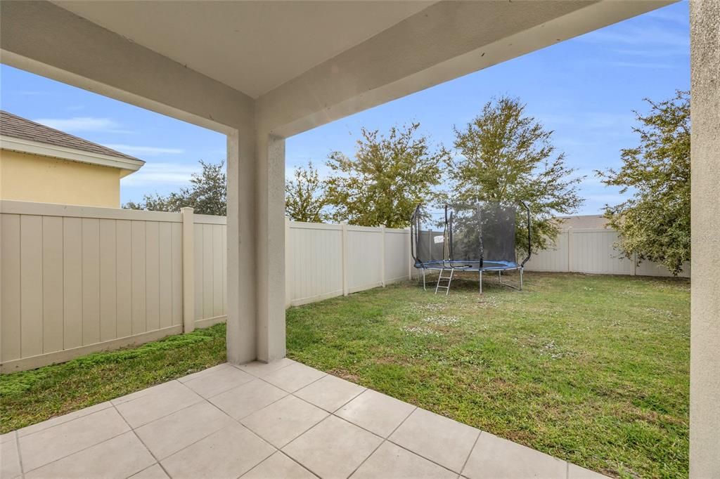 待售: $385,000 (4 贝兹, 2 浴室, 1828 平方英尺)