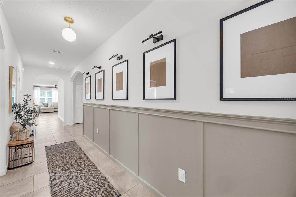 待售: $385,000 (4 贝兹, 2 浴室, 1828 平方英尺)