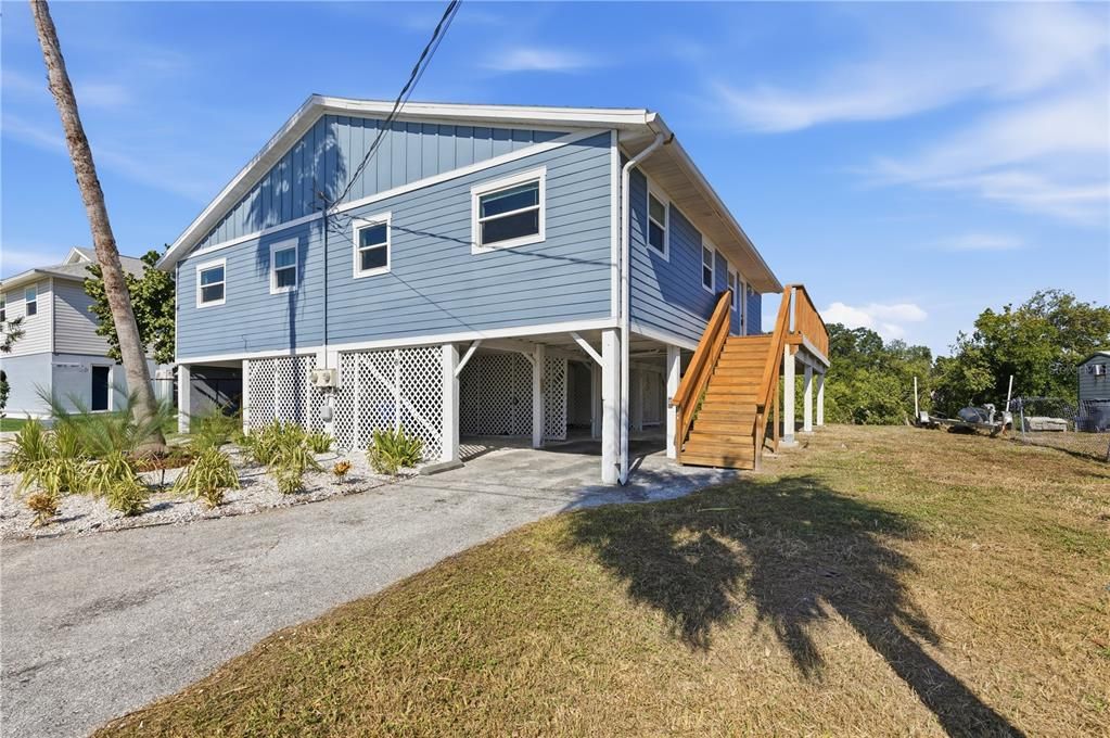 待售: $675,000 (4 贝兹, 0 浴室, 1716 平方英尺)