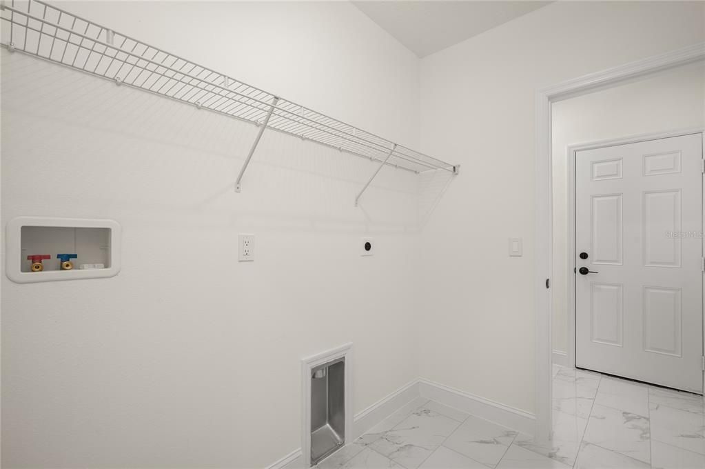 En Venta: $349,900 (3 camas, 2 baños, 1600 Pies cuadrados)