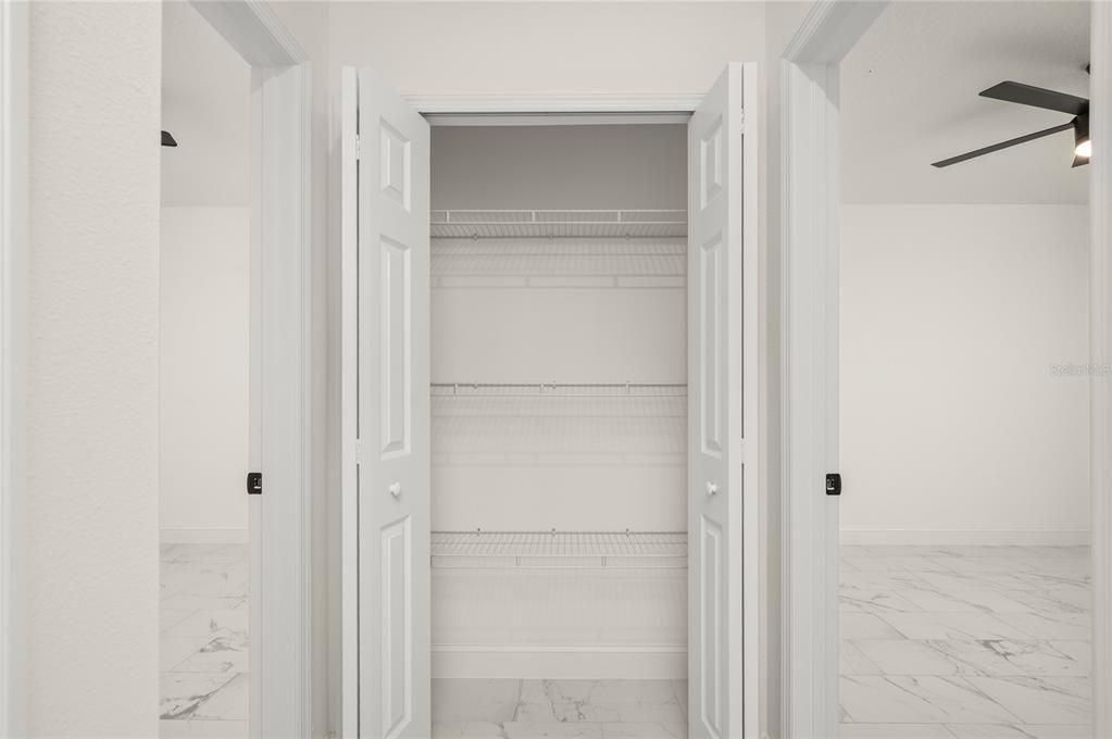 En Venta: $349,900 (3 camas, 2 baños, 1600 Pies cuadrados)