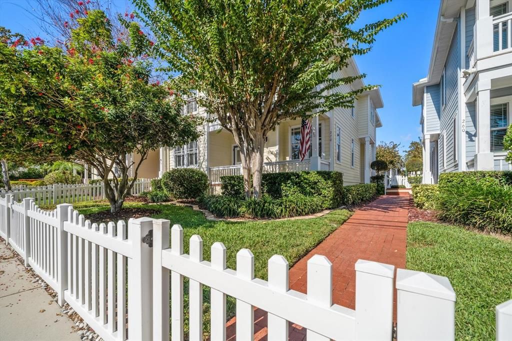 На продажу: $615,000 (4 спален, 3 ванн, 2716 Квадратных фут)